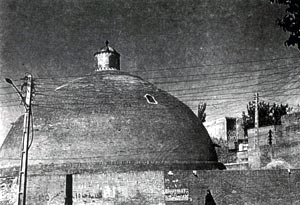 نمونه سقف کروى با هواکش در بالاى گنبد