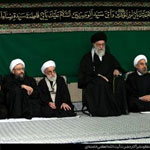 اولین شب عزاداری در حسینیه امام خمینی با حضور رهبر انقلاب برگزار شد