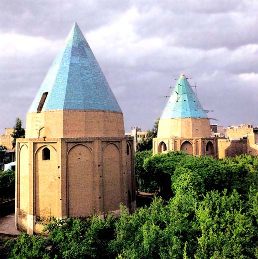 مقابر یا آرامگاههای باغ گنبدسبز ،  قم | Baq-e-Gonbad Sabz Tombs, Qom