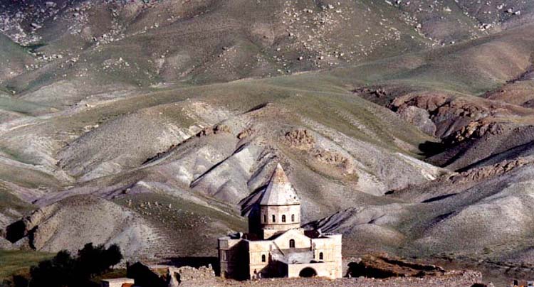 قَرَه‌کلیسا (کلیسای طاطاووس) ،  سیه چشمه | Qarah Kelisa ( Tatavoos Church), Siyah Cheshmeh