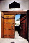 ورودی ‌خانهٔ رئیس ‌علی ‌دلواری‌ ،  دلوار | Entrance of Rais Ali Delvari House, Delvar