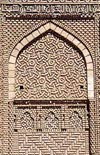 آجرکاری برجهای دوگانهٔ خَرَقان ،  قزوین | Brick Work of Kharaqan Tomb Towers, Qazvin