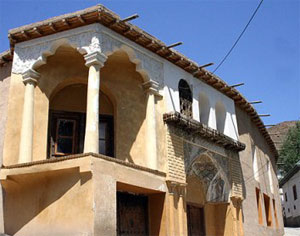 خانه نیما یوشیج