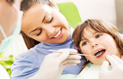 چه کاری انجام دهیم که کودکمان از دندانپزشک نترسد