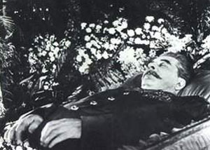 پنجم مارس سال ۱۹۵۳ میلادی ـ استالین ، تزار سرخ شوروی درگذشت