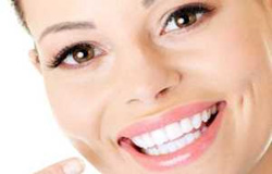 دندان هایی سفید و مرواریدی با روش هایی طبیعی