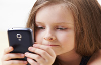 راه هایی برای دور نگه داشتن موبایل از کودکان