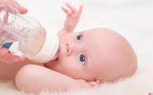 ۶ باور غلط درباره از شیر گرفتن کودکان