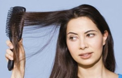 چگونه از چرب شدن موهایمان جلوگیری کنیم؟