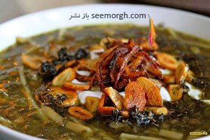 آش ترشی (آش میوه) یک افطار مقوی و خوش طعم برای ماه رمضان