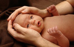 چرا نباید نوزاد را در بدو تولد شست؟