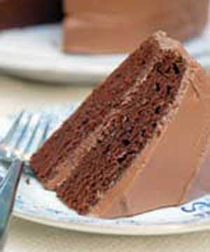 کیک شکلاتی با سس مایونز