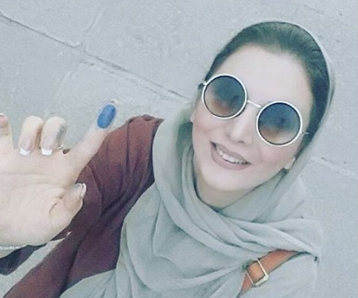 عکس: انگشت جوهری بازیگران زن/بازیگرانی که امروز رای دادند! +تصاویر