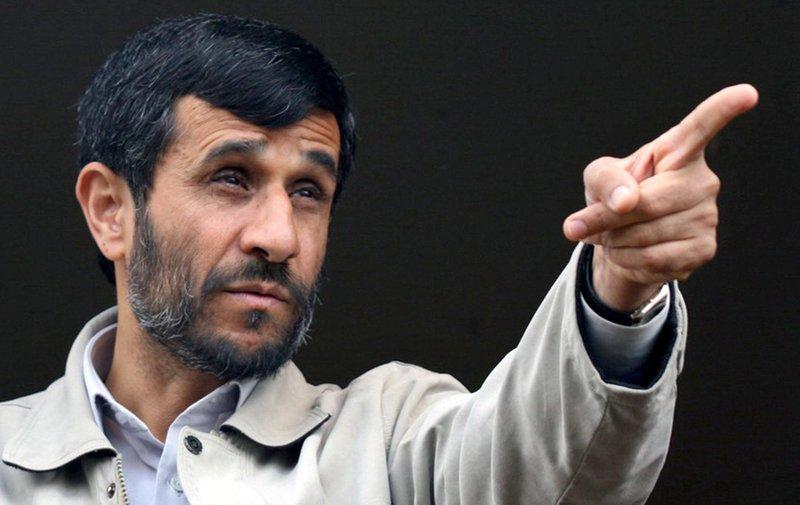 محمود احمدی‌نژاد غروب کرد؟ /چند اپیزود از حرکت مردِ سلفی‌های سیاسی به سمت درهای خروج