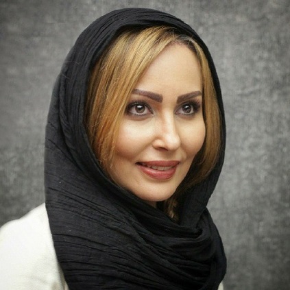ویدیو: خواستگاری از پرستو صالحی در برنامه زنده/ پاسخ  بازیگر زن مشهور ایرانی به خواستگاری بازیگر مرد+فیلم