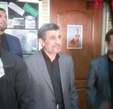 ترحیم داوود احمدی نژاد برگزار شد | عکس: احمدی نژاد در ترحیم برادرش 