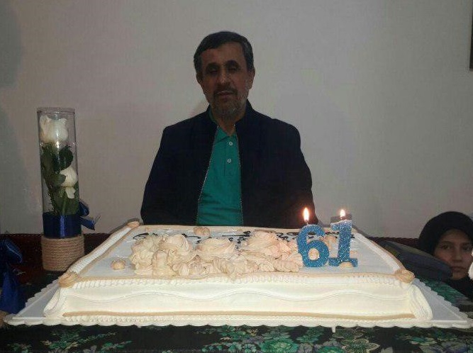 عکس: تولد احمدی نژاد | کیک تولد احمدی نژاد را ببینید! | دکتر جان تولدت مبارک!!