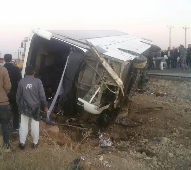 تلفات تصادف راهیان نور | 8 کشته، 42 زخمی در حادثه تصادف اتوبوس دانش آموزان دختر