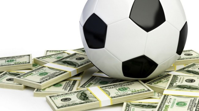 فوتبال چه دارد که در صنعت، اقتصاد یا سیاست نداریم؟ 