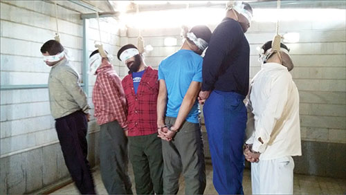  حرف‌های تکان‌دهنده شش جوان محکوم به اعدام پای چوبه دار