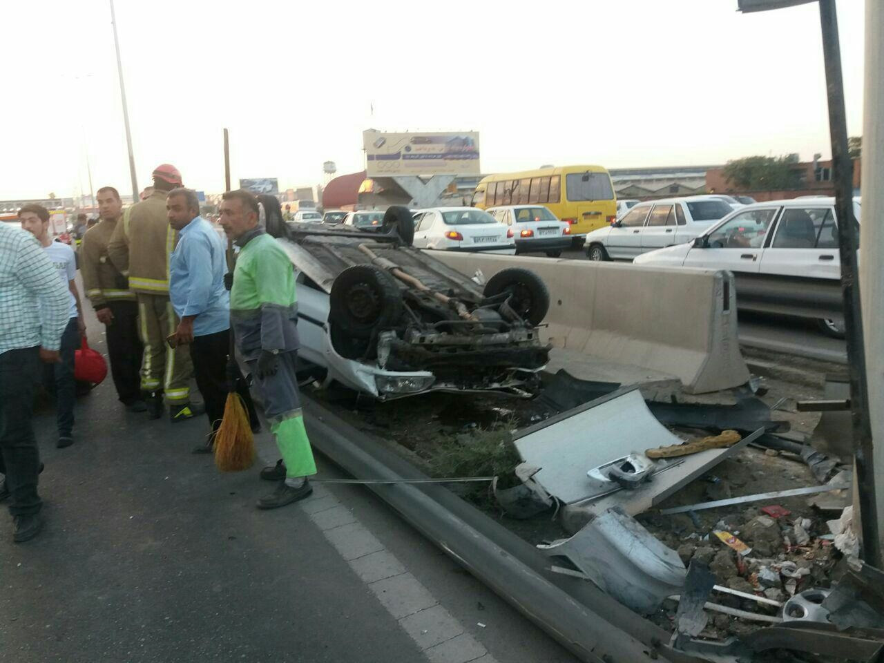  تصاویر | تصادف عجیب و غریب ۷ خودرو در جاده تهران - کرج