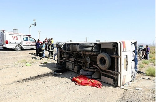  باز هم واژگونی مینی‌بوس دانش‌آموزان، این بار در خوزستان | مصدوم شدن ۱۶ دانش‌آموز