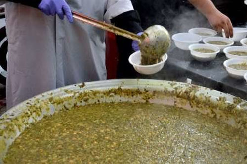 پخت ۸۴ تن آش ‌به مناسبت ۲۸ صفر در شیراز