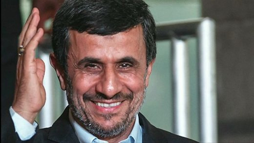 توییت جدید احمدی نژاد به زبان انگلیسی و پاسخ جالب یک نفر | تصویر
