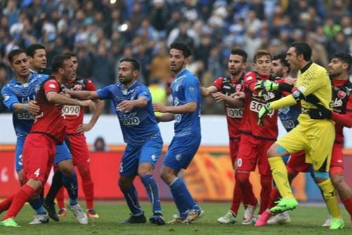 فوتبال ایران همین را کم داشت، دعوای استقلال و پرسپولیس