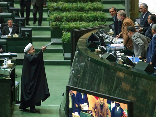 بودجه ۹۸ و دغدغه‌های دولت درباره تورم | روحانی کدام راهکار را انتخاب می‌کند؟