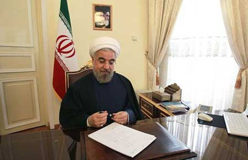 نامه روحانی به رهبری درباره بیانیه ۴۰ سالگی انقلاب