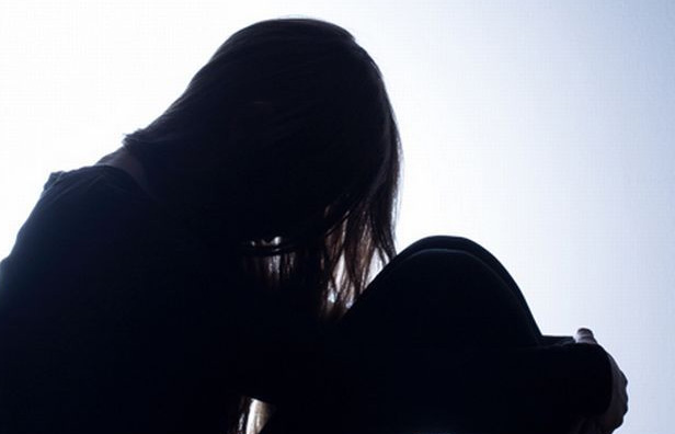 دختر نوجوان بعد از نظرسنجی در اینستاگرام دست به خودکشی زد!