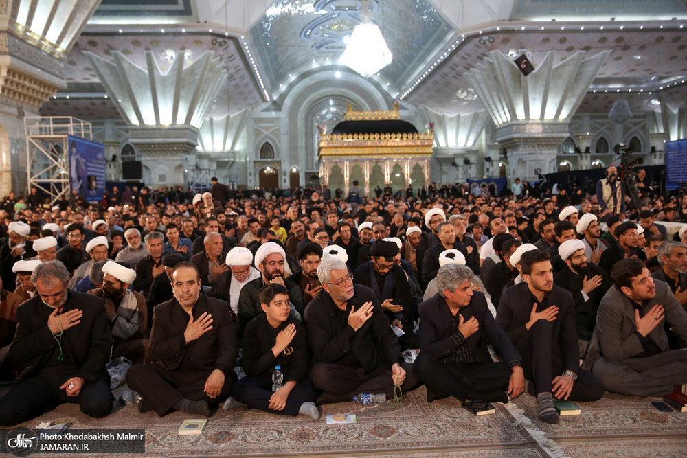 مراسم شب قدر با حضور سیاسیون در حرم مطهر امام خمینی(ره) | تصاویر