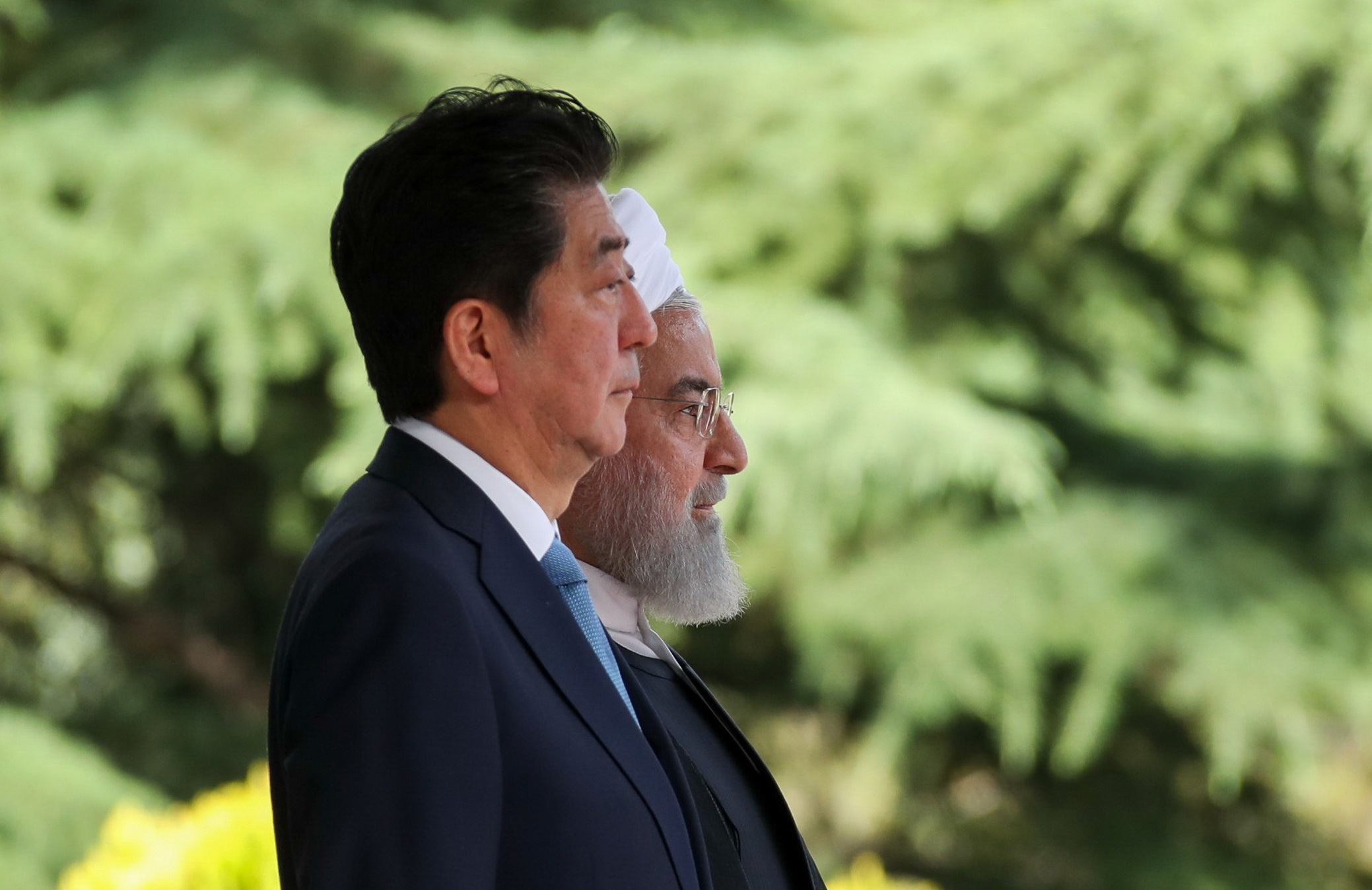 سفر ناتمام نخست وزیر ژاپن به ایران: پندارها و دلالت‌ها
