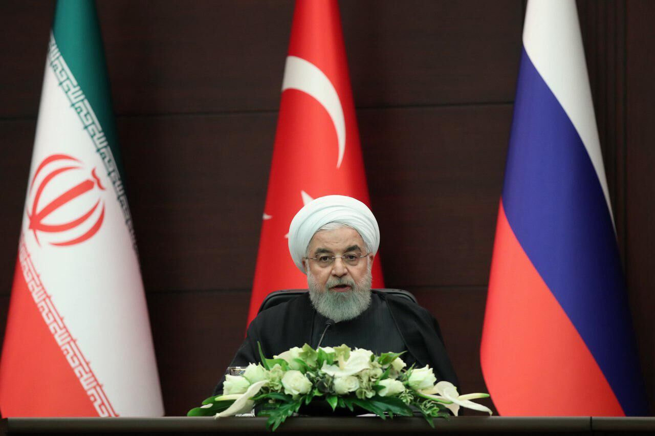 روحانی: همگان باید به حاکمیت ملی و تمامیت ارضی سوریه احترام بگذارند