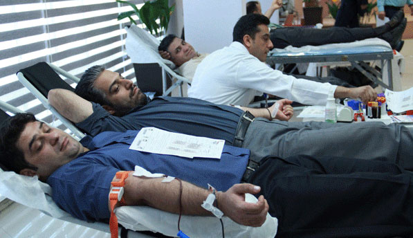 کارکنان بانک اقتصادنوین در پویش اهدای خون مشارکت کردند