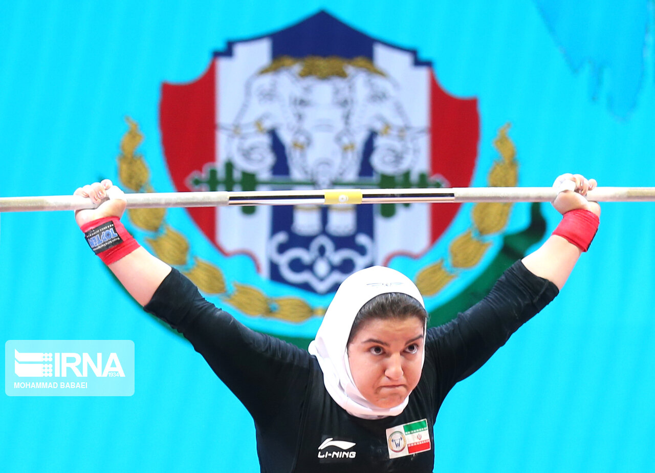 زنان وزنه‌بردار ایرانی در چالش نقد غیرمنصفانه