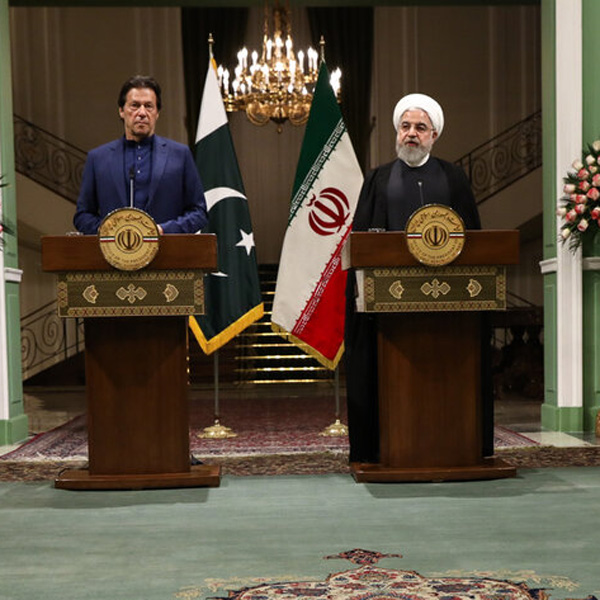 دیدار نخست وزیر پاکستان با حسن روحانی