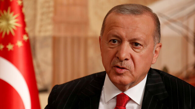 اردوغان: آماده حمله به منبج هستیم / ناتو بین ما و تروریسم انتخاب کند