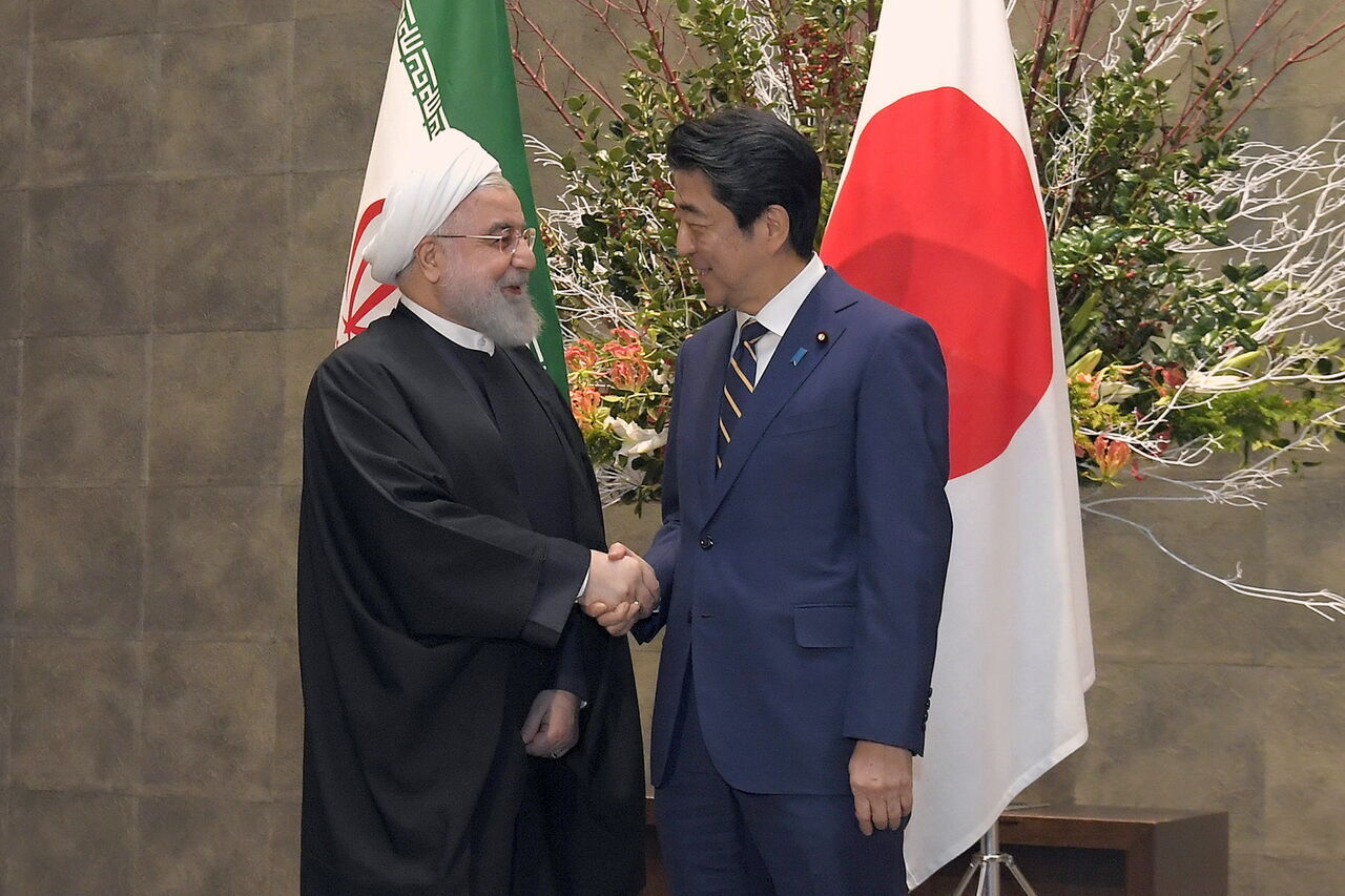 رسانه های غربی سفر روحانی به ژاپن را «کم سابقه» توصیف کردند