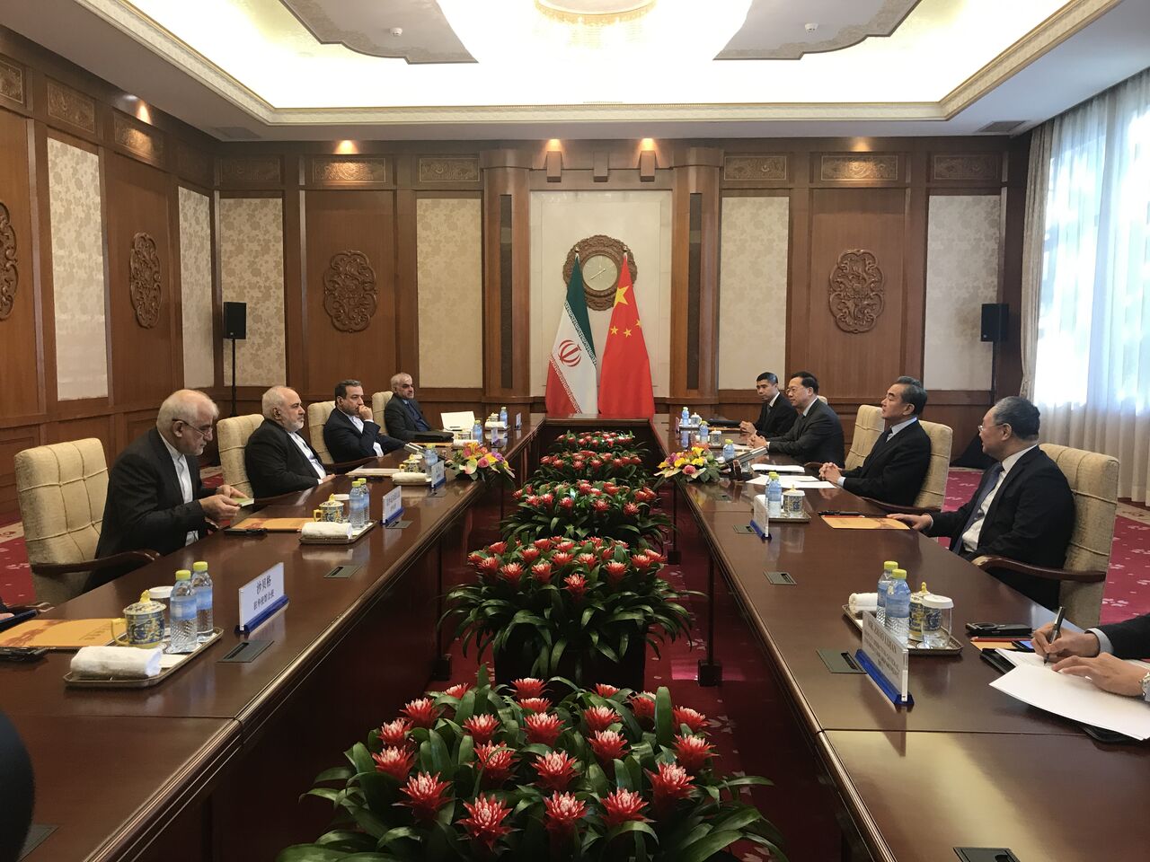 وزیران خارجه ایران و چین بر گسترش همکاری ها تاکید کردند