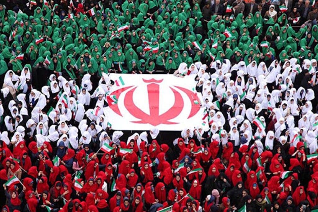 ظریف: روز جمعه تداوم باور ایرانیان به هم‌سرنوشت بودن است