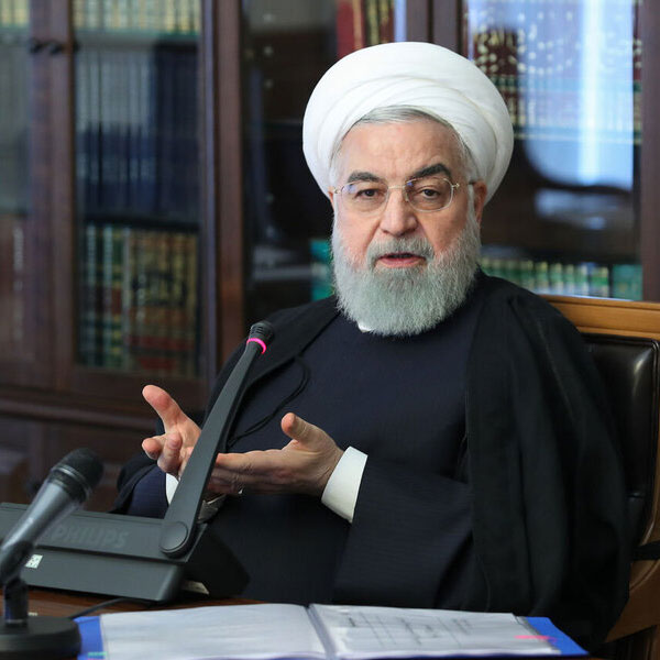 روحانی: شاید تصمیم بگیریم دانش آموزان یک روز در میان به مدرسه بروند