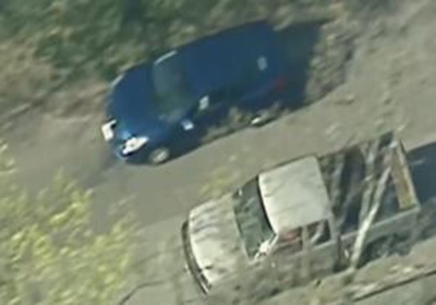  صحنه‌ای عجیب در پل‌چوبی تهران؛ راننده فراری مردی را روی زمین می‌کشید