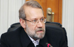   نامه لاریجانی به روحانی+متن  رئیس مجلس در نامه‌های جداگانه‌ای ۶ مصوبه دولت یازدهم را مغایر قانون اعلام کرد.