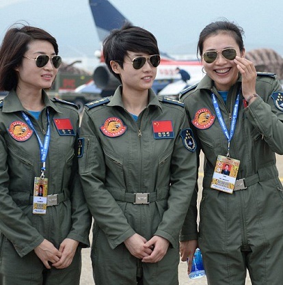 تصاویر: این زنان خلبان هواپیماهای جنگی هستند!