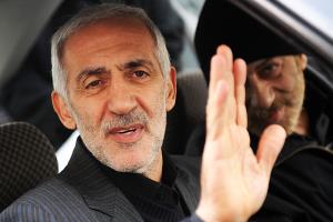 دادکان: کی روش را دار و دسته احمدی نژاد آوردند!