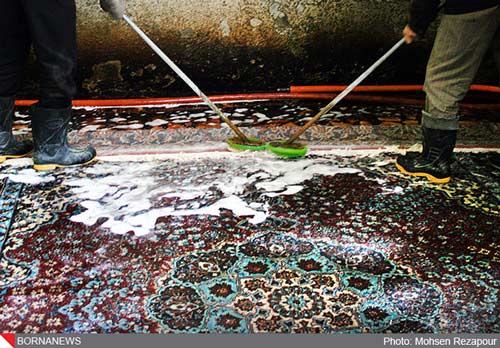 نرخ شستشوی هر متر فرش چقدر است؟/ فریب زرق و برق شرکتهای قالیشویی را نخورید + قیمتها