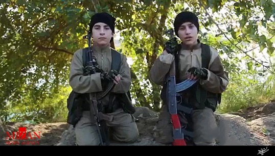 عملیات انتحاری دو نوجوان داعشی با دو خودروی متفاوت + فیلم