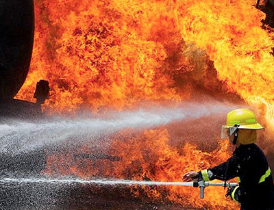 آتش‌سوزی گسترده در مجتمع تجاری تجریش